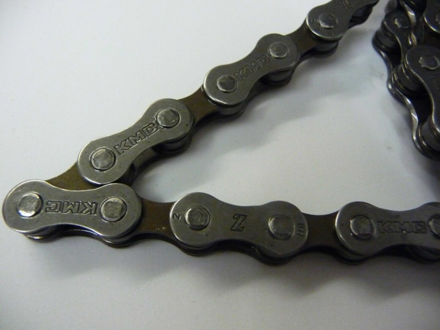 KMC Z7 Chain for 5 / 6 / 7 Speed – Hopkinson Cycles