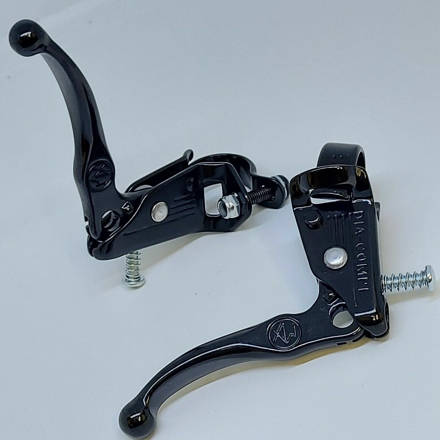 Brake set Black MX890 Callipers Tech3 Levers BRS Cables BMX