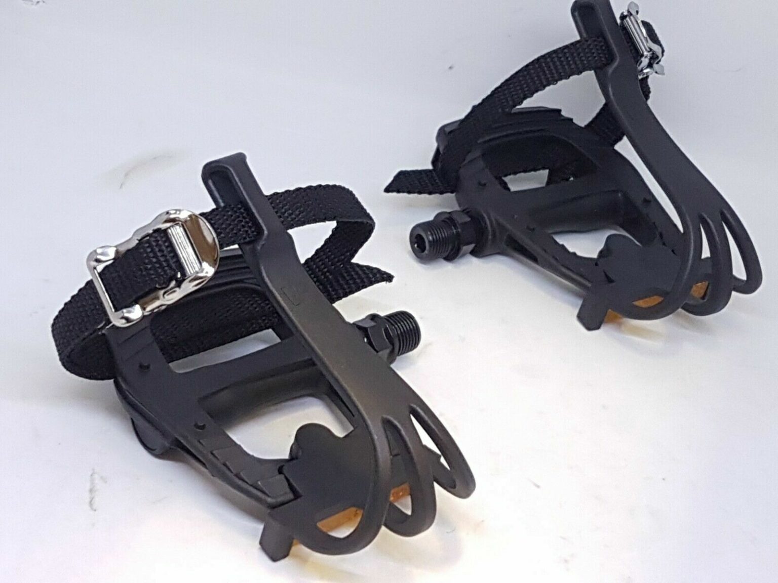 toe strap pedals