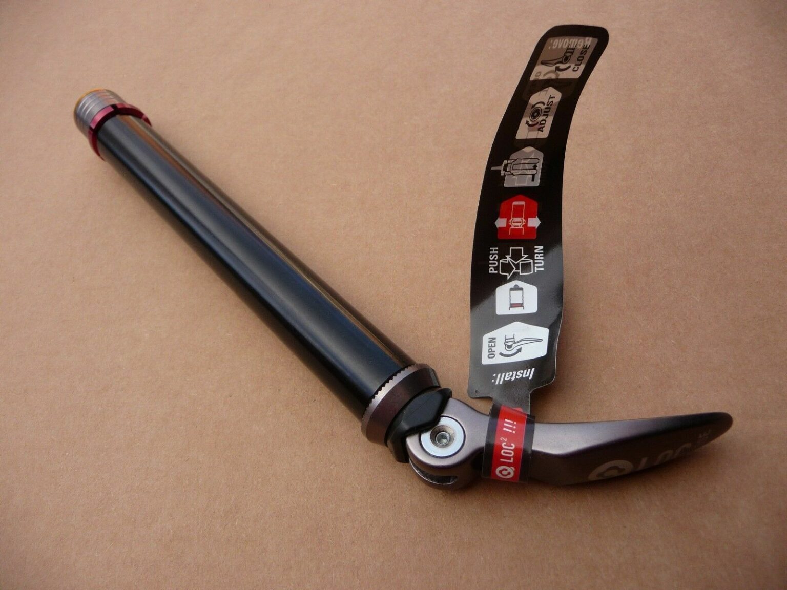 suntour fork thru axle