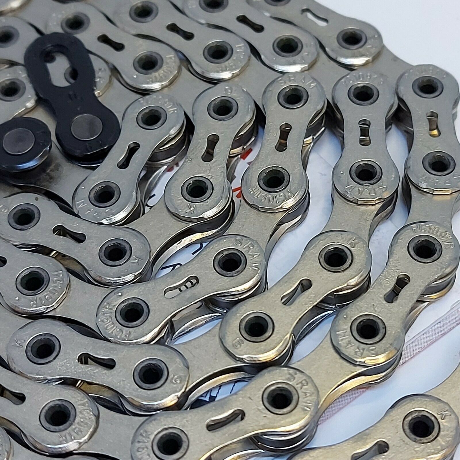 SRAM – PC1091R – 10 Speed HOLLOWPIN Chain -114 Link – Hopkinson Cycles