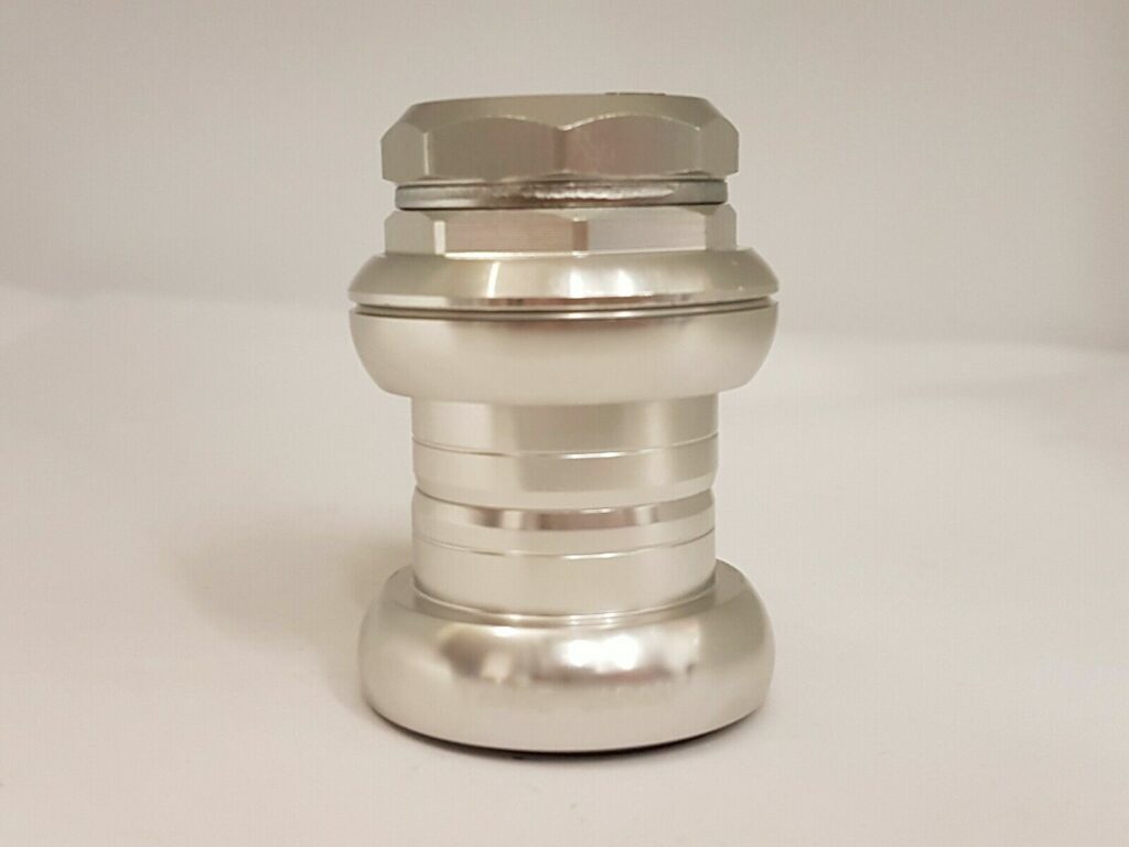 Tange seiki 1 ” Threaded Headsete 30.2mm Cups Sealed Bearing Hopkinson Cycles