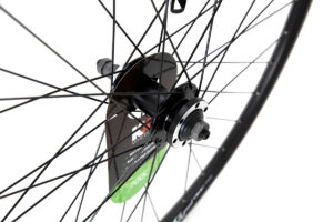 700c Hybrid wheel rear double wall Disc QR Screw on hub for freewheel Black