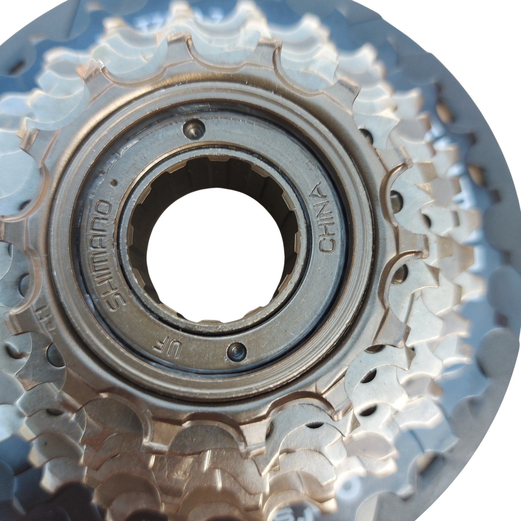 Shimano TZ500 Freewheel 7 Speed | 14-28T Screw on | MF-TZ500-7 Spoke protector - Image 5